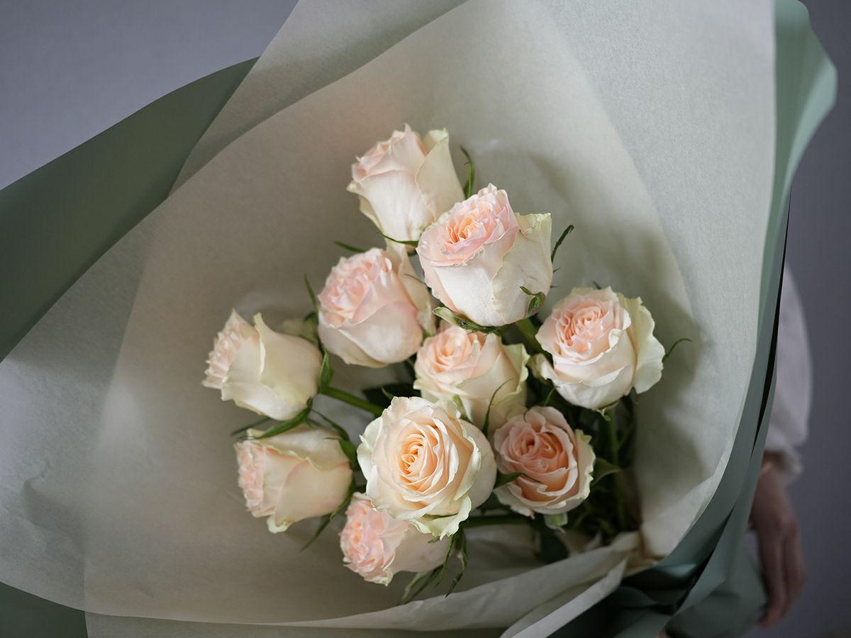 バラ ヴァネッサ - 世界の花屋 フラワーギフト おしゃれな花の通販サイト