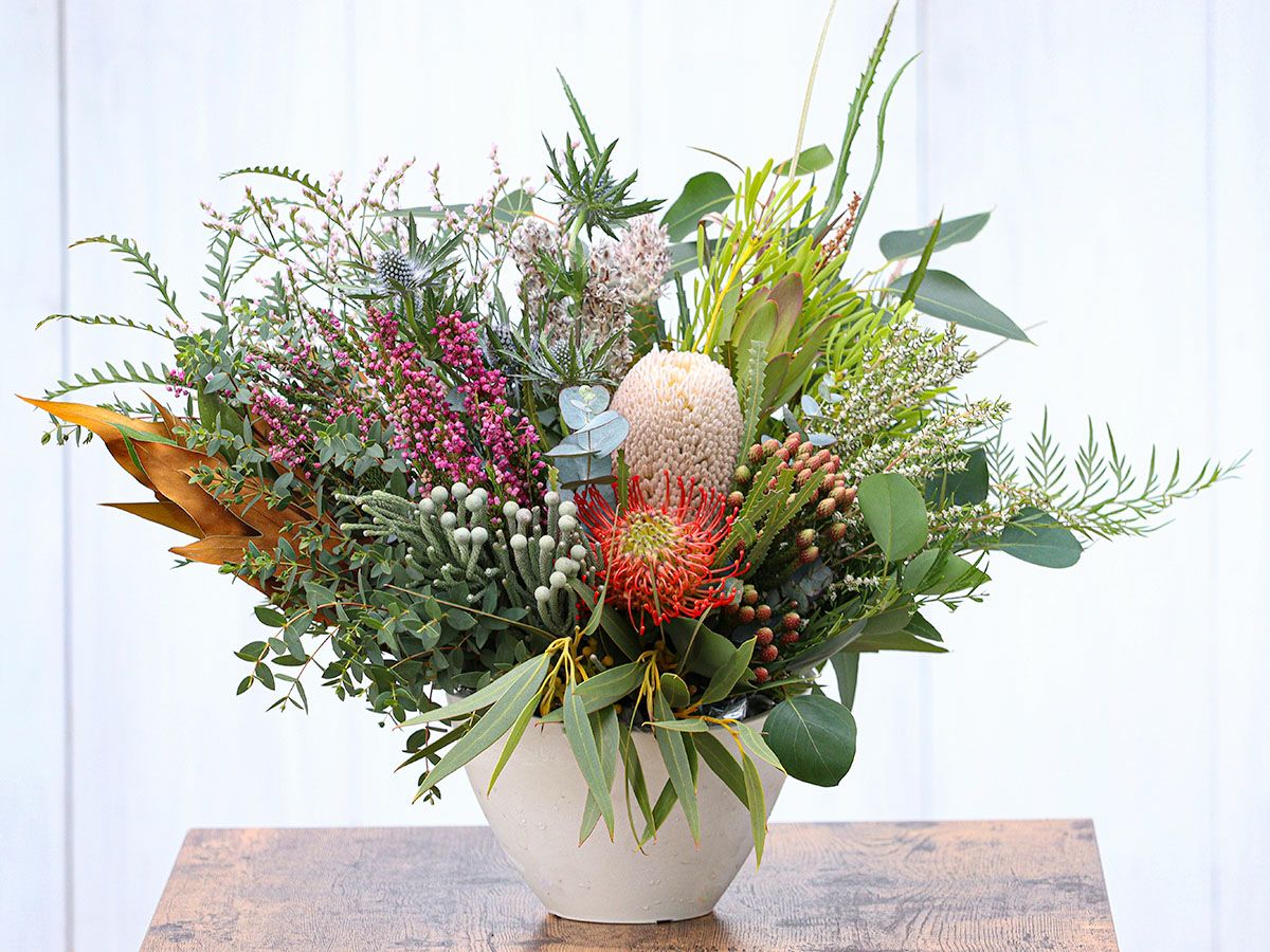 プロテア マディバ - 世界の花屋 フラワーギフト おしゃれな花の通販サイト